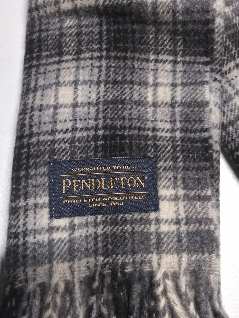 Pendleton Whisperwool Muffler in Ash Fringe 12